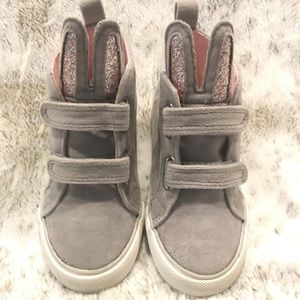 Joe Fresh Little Girls’ Hi-top Sneakers